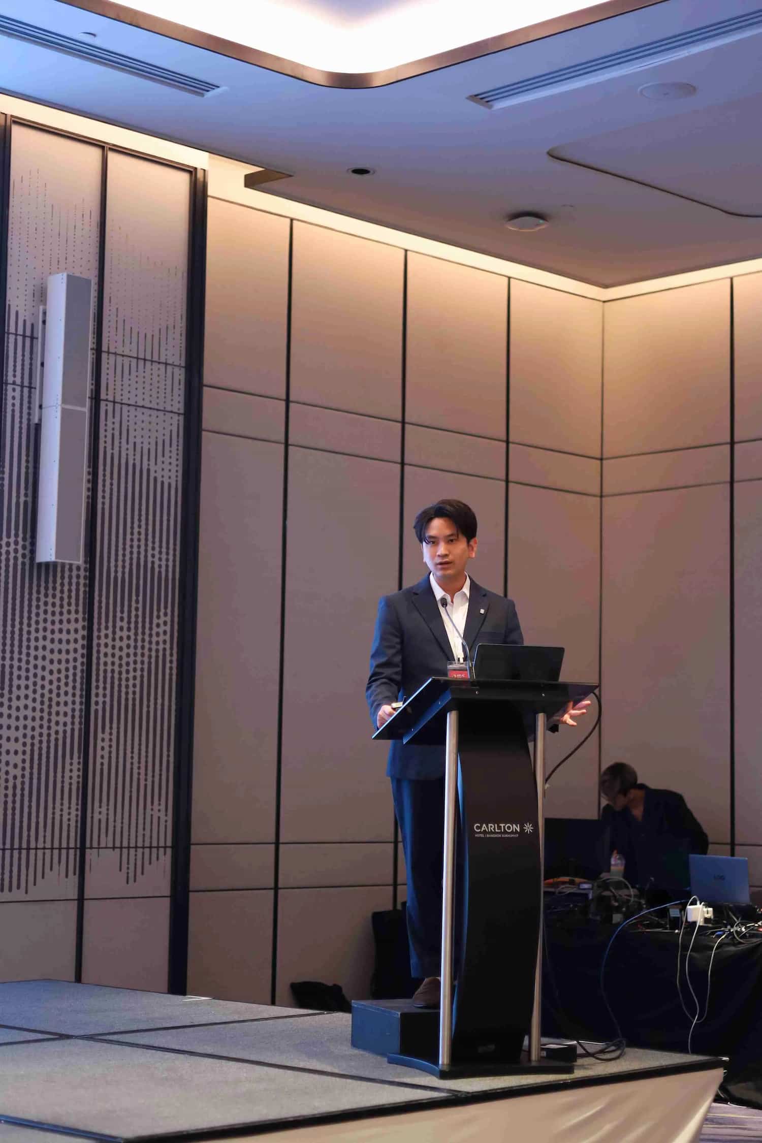 หมอพจน์ นพ.อัครวินท์ ศิริมงคล (ว.50728)