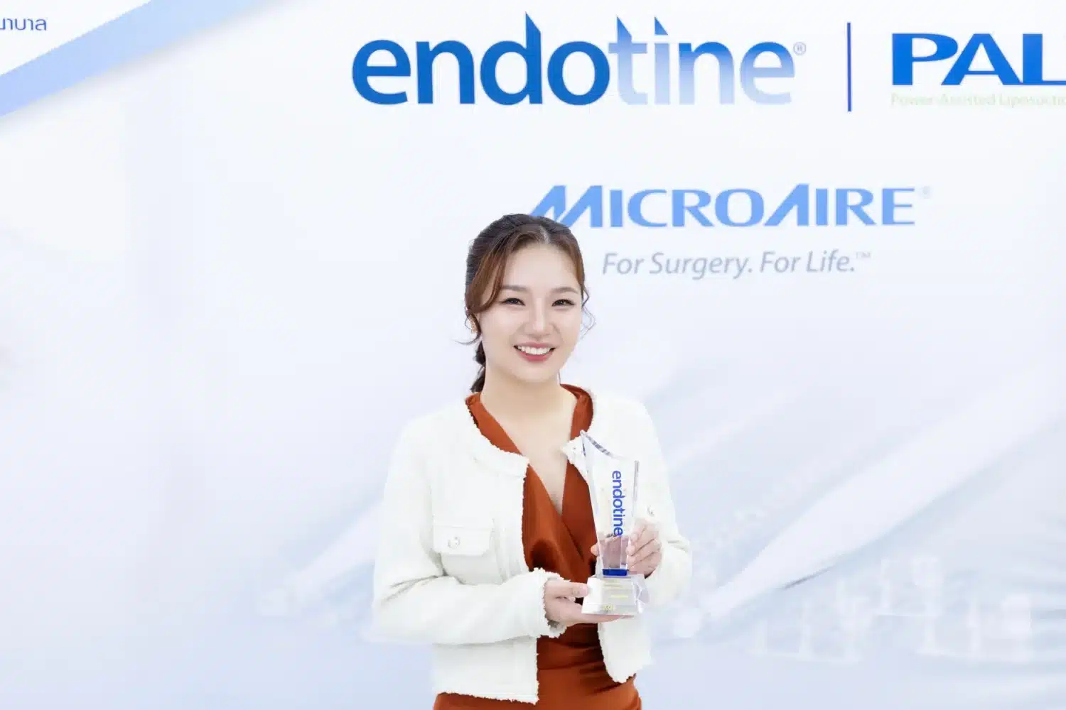 หมอบีมผู้ที่ผลงานโดดเด่น Endotine